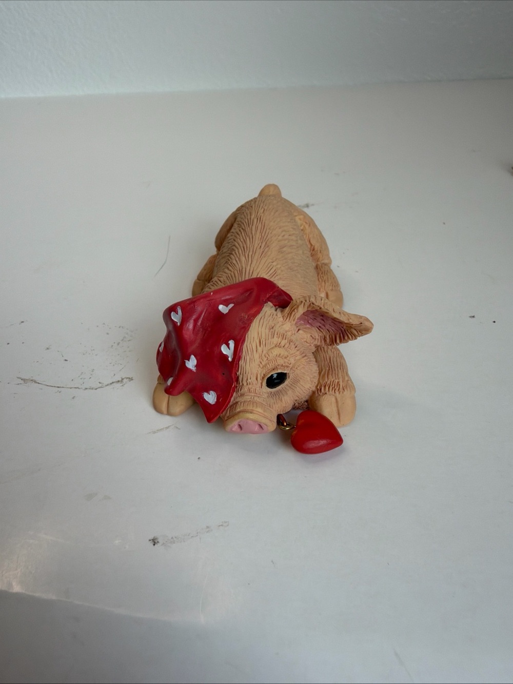 Vintage 1994 Enesco Sweetheart Pig with a Heart & Bandana - Kathy Wise